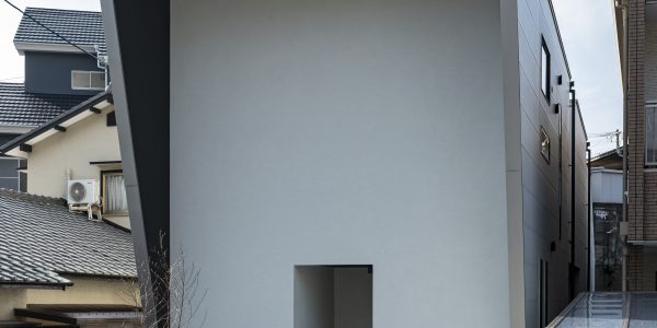 【福岡　注文住宅｜変形地に建てる自然素材シンプルモダンの家】～LOGO HOUSE～ 外観