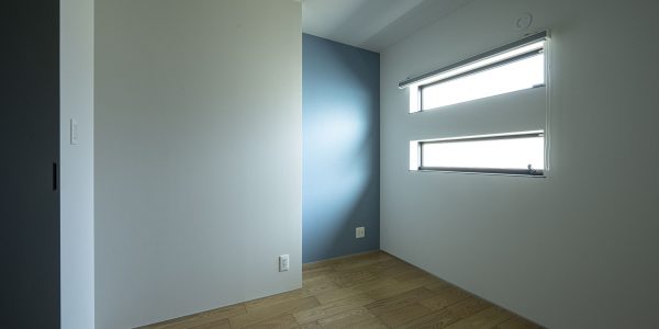 【福岡　注文住宅｜中庭を囲む癒しの平屋】　～くらしを楽しむ贅沢～ 寝室