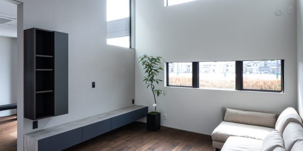 【福岡　注文住宅｜和室でほっこりホテルライクお家で癒しのカフェ気分】 ～小川をながめながら自宅カフェでくつろぎのひと時を～ ⁡ LDK