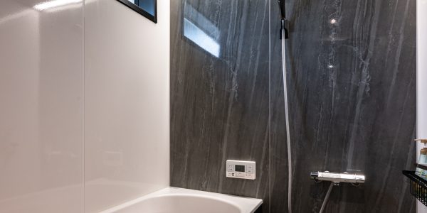 集いたくなる平屋 ／ 北九州市｜ARCHI PRODUCTS WORKS 浴室